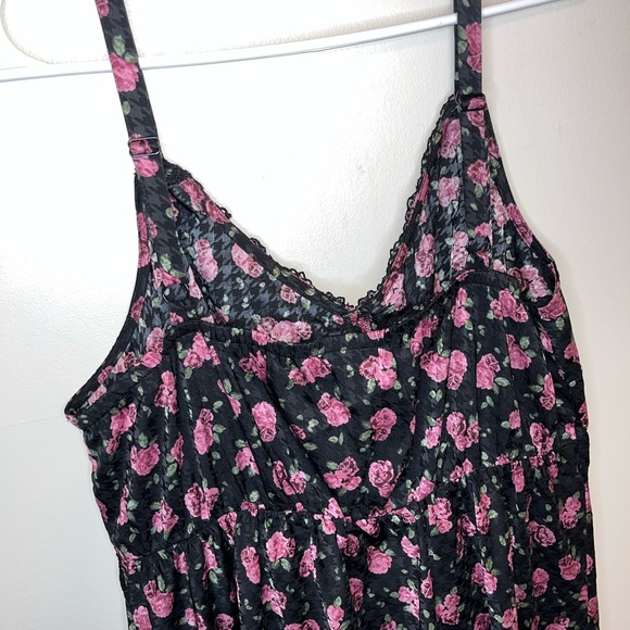 Torrid Tea Length Woven Jacquard Lace Trim Cami Dress Size 1X EUC - Picture 10 of 10